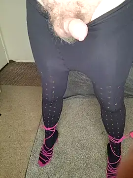 Snapshot of ellie-tv chatting on October 2025 08:48:02 AM ellie-tv online show from October 2025 08:48:02 AM