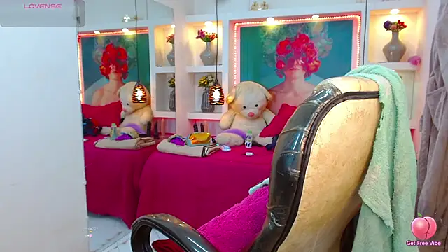 Snapshot of lorenapinto chatting on November 2025 01:27:01 AM lorenapinto online show from November 2025 01:27:01 AM