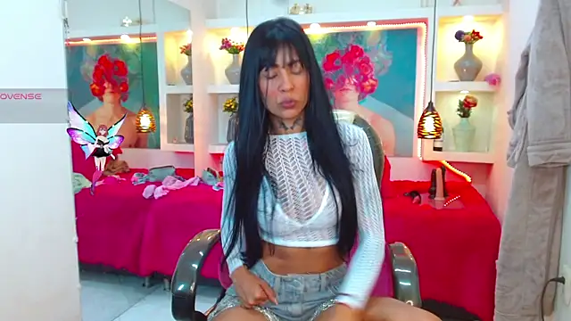 Snapshot of lorenapinto chatting on November 2025 11:38:01 PM lorenapinto online show from November 2025 11:38:01 PM