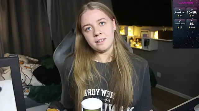 candy maggie online show from December 2024 04:27:02 PM