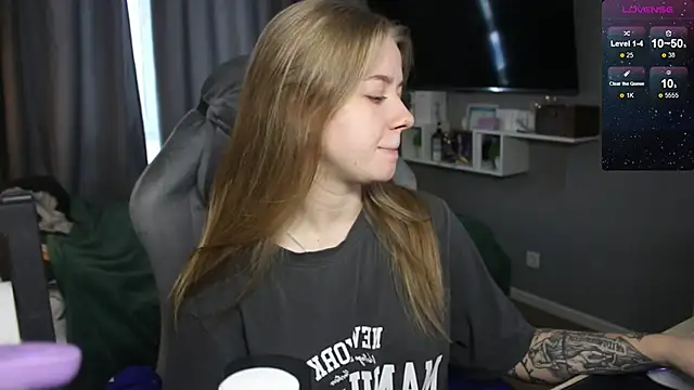 candy maggie online show from December 2024 10:34:01 AM