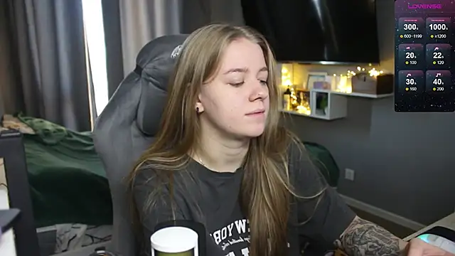 candy maggie online show from December 2024 09:25:02 AM