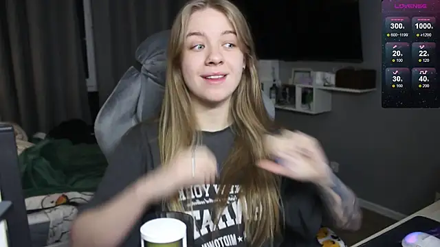 candy maggie online show from December 2024 03:11:02 PM