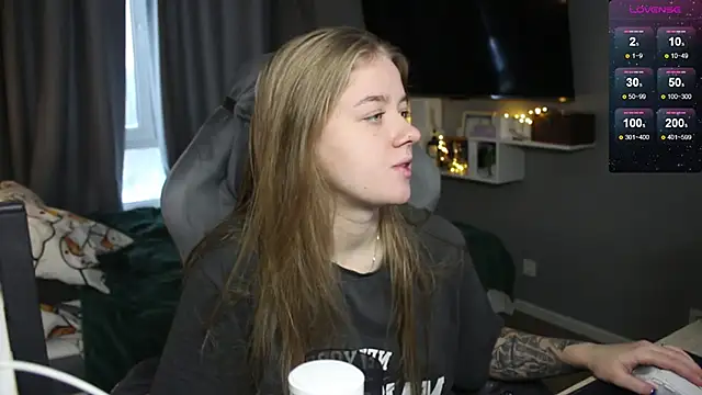 candy maggie online show from December 2024 09:51:01 AM