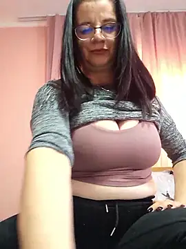 KristenVega online show from January 2026 01:47:02 PM