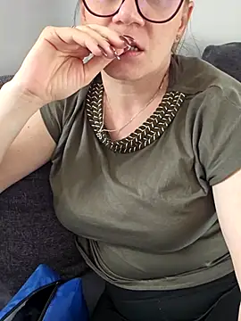 KristenVega online show from April 2026 12:48:02 PM