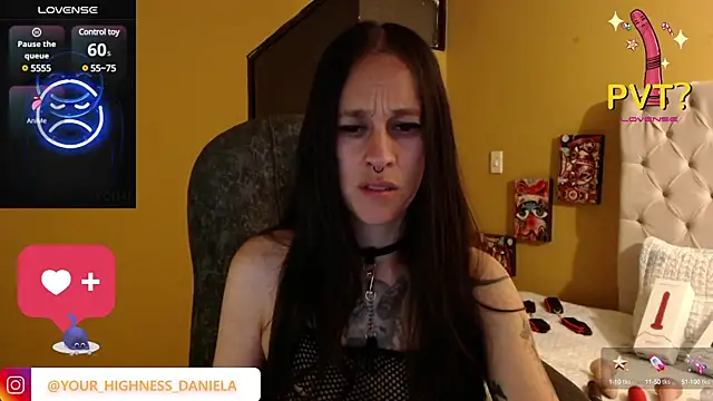 Snapshot of thin_tatto chatting on March 2025 02:12:02 PM thin tatto online show from March 2025 02:12:02 PM