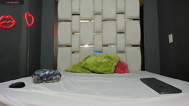 Snapshot of summer_lee_ chatting on February 2025 02:46:01 PM summer lee online show from February 2025 02:46:01 PM