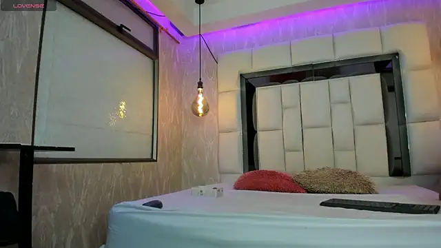 Snapshot of summer_lee_ chatting on March 2025 05:53:02 PM summer lee online show from March 2025 05:53:02 PM