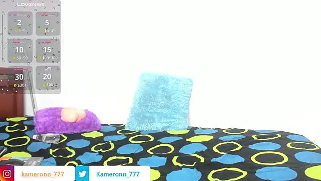 Kameronn 777 online show from November 2025 01:49:02 AM