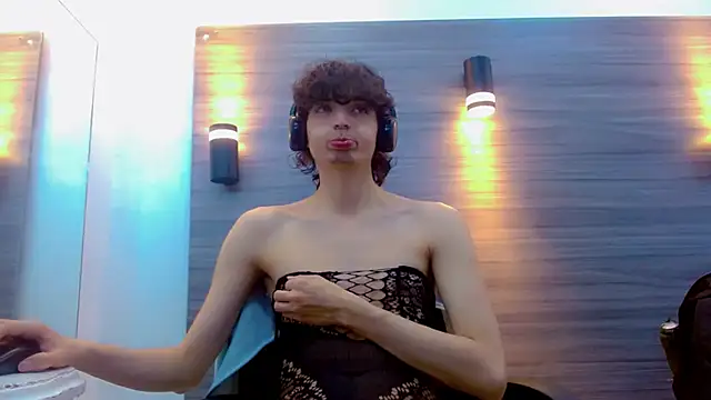 Sr BonnyEthan online show from March 2026 12:46:01 PM