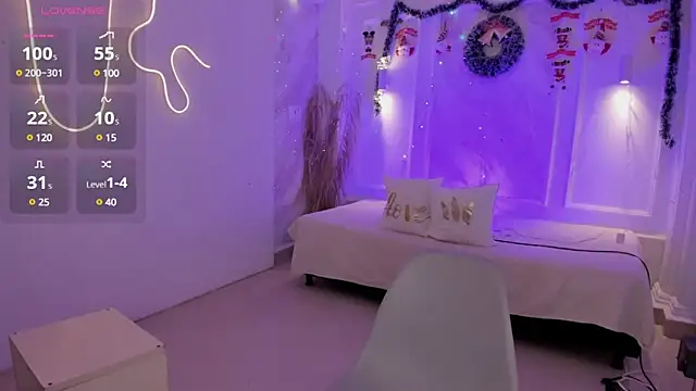 Snapshot of NastassjaCandy chatting on December 2024 07:22:01 PM NastassjaCandy online show from December 2024 07:22:01 PM