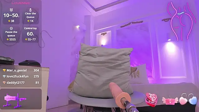 Snapshot of NastassjaCandy chatting on March 2025 09:56:01 PM NastassjaCandy online show from March 2025 09:56:01 PM