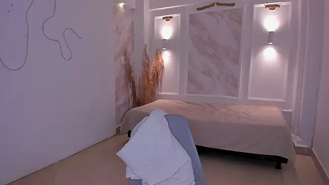 Snapshot of NastassjaCandy chatting on October 2025 07:01:01 PM NastassjaCandy online show from October 2025 07:01:01 PM