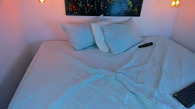 Snapshot of cloe_bridgee chatting on December 2024 03:04:02 AM cloe bridgee online show from December 2024 03:04:02 AM