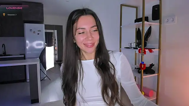 Snapshot of princess_ashley_ chatting on June 2026 06:29:02 PM princess ashley online show from June 2026 06:29:02 PM