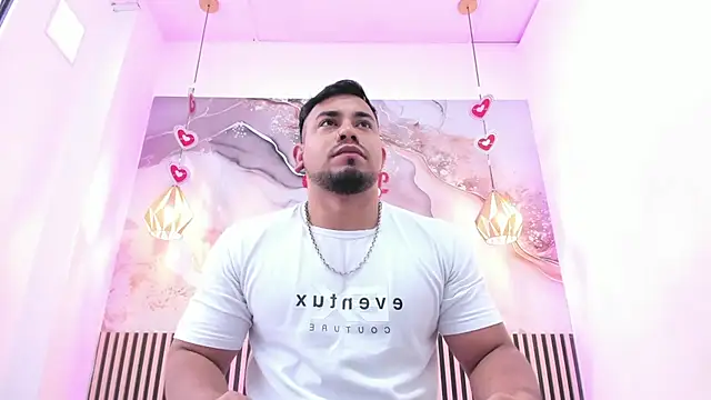 BrianMalonee online show from February 2026 01:32:02 PM