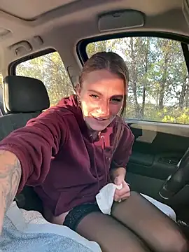 selenaluvv online show from January 2025 04:39:01 PM