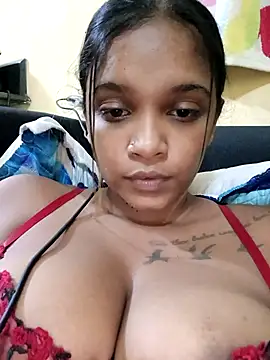 Indianqueen03 online show from February 2026 09:22:01 PM