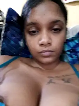 Indianqueen03 online show from March 2026 07:09:01 PM