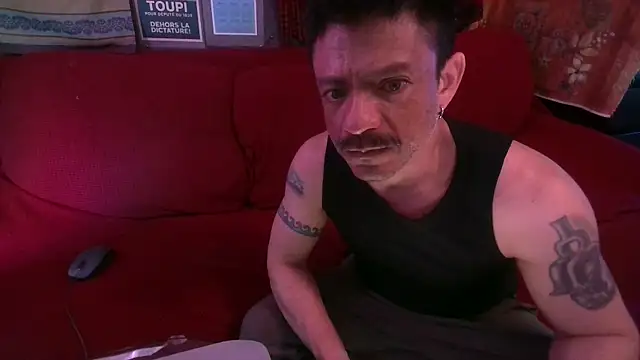 Snapshot of Tony_Torrente chatting on March 2026 08:23:01 PM Tony Torrente online show from March 2026 08:23:01 PM