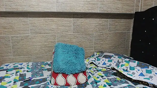 Snapshot of pretty_cristal69 chatting on January 2025 07:59:02 AM pretty cristal69 online show from January 2025 07:59:02 AM