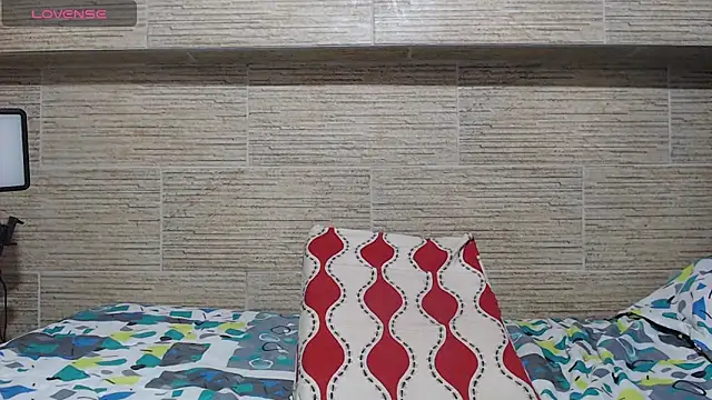 Snapshot of pretty_cristal69 chatting on January 2025 10:52:02 PM pretty cristal69 online show from January 2025 10:52:02 PM