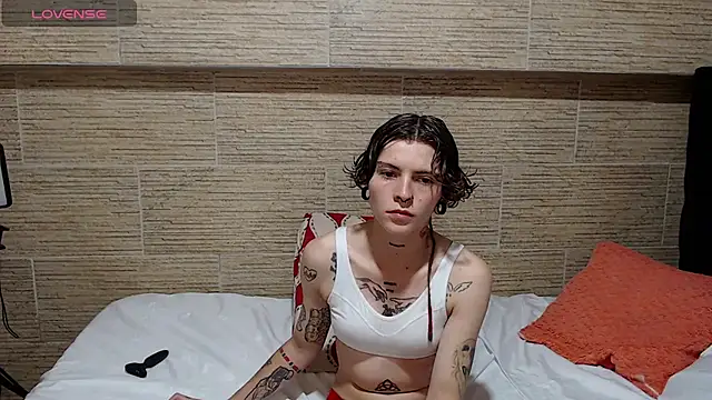 Snapshot of pretty_cristal69 chatting on February 2025 11:45:01 PM pretty cristal69 online show from February 2025 11:45:01 PM