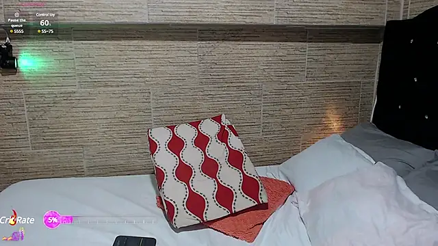 Snapshot of pretty_cristal69 chatting on March 2025 01:32:01 AM pretty cristal69 online show from March 2025 01:32:01 AM