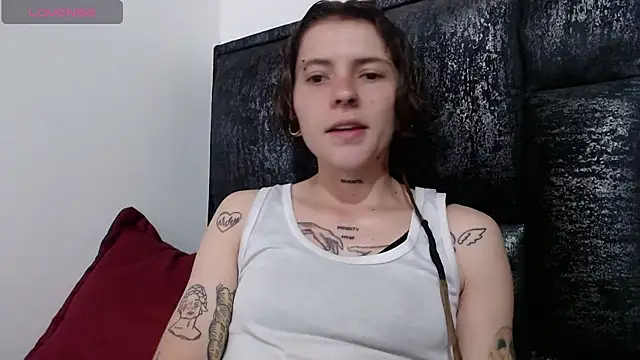 Snapshot of pretty_cristal69 chatting on September 2025 08:52:02 PM pretty cristal69 online show from September 2025 08:52:02 PM