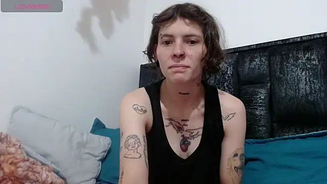 Snapshot of pretty_cristal69 chatting on September 2025 02:22:01 PM pretty cristal69 online show from September 2025 02:22:01 PM