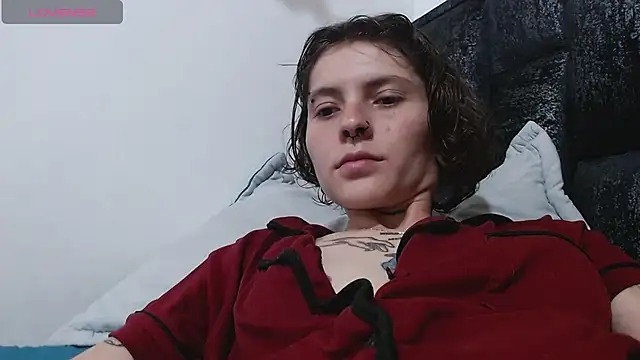 Snapshot of pretty_cristal69 chatting on October 2025 08:42:02 PM pretty cristal69 online show from October 2025 08:42:02 PM