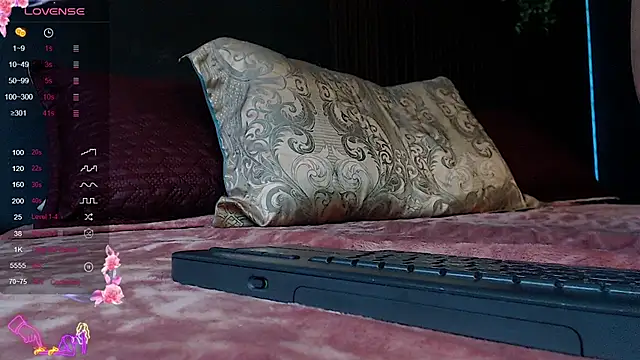 pretty cristal69 online show from March 2026 03:06:01 PM