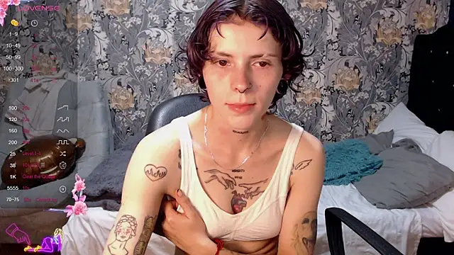 pretty cristal69 online show from June 2026 11:24:02 PM