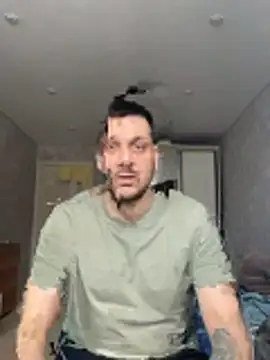 Snapshot of MaeltraJoy chatting on March 2026 01:14:02 PM MaeltraJoy online show from March 2026 01:14:02 PM