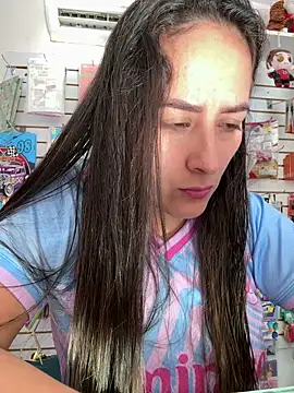 Snapshot of Rousse92 chatting on May 2026 09:22:01 PM Rousse92 online show from May 2026 09:22:01 PM