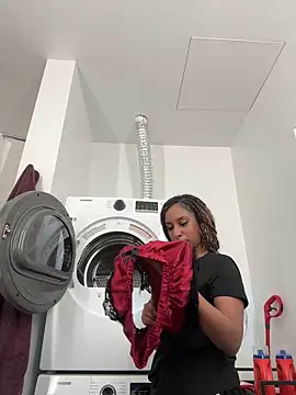 Your Paris online show from October 2025 06:13:02 PM