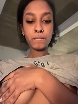 Your Paris online show from December 2025 03:38:02 PM