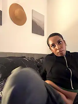 Your Paris online show from January 2026 04:07:02 AM