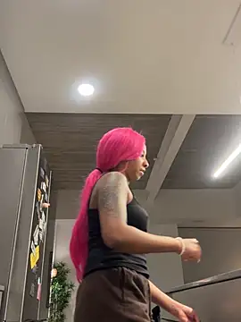 Your Paris online show from February 2026 05:55:02 AM