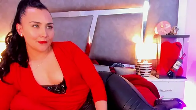 Evangeline Taylorr online show from February 2025 07:06:02 PM