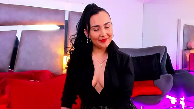 Evangeline Taylorr online show from February 2025 08:07:02 PM