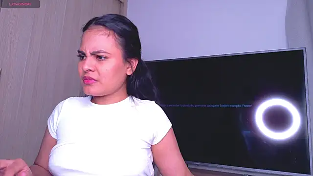 Snapshot of california_0 chatting on April 2026 01:43:02 AM california 0 online show from April 2026 01:43:02 AM