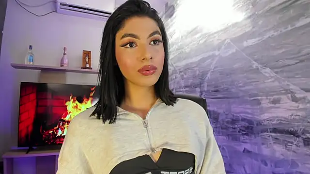 IsabelleFoxx  online show from January 2025 05:20:02 AM