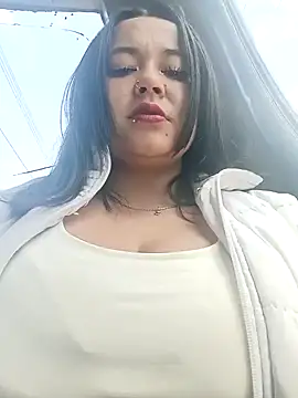 Snapshot of Cristal__04 chatting on January 2025 03:58:02 PM Cristal 04 online show from January 2025 03:58:02 PM