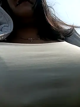 Snapshot of Cristal__04 chatting on January 2025 07:21:02 PM Cristal 04 online show from January 2025 07:21:02 PM