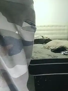 pikalindaxx online show from February 2026 06:12:02 PM