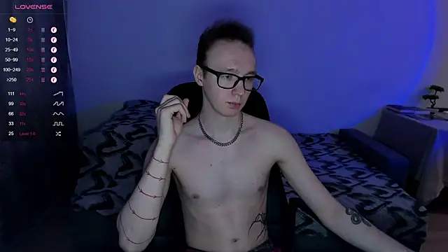 Snapshot of Alex_silents chatting on December 2024 11:01:01 AM Alex silents online show from December 2024 11:01:01 AM