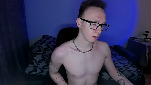 Snapshot of Alex_silents chatting on January 2025 04:50:02 PM Alex silents online show from January 2025 04:50:02 PM