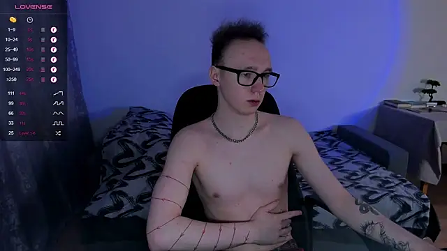 Snapshot of Alex_silents chatting on January 2025 10:49:01 AM Alex silents online show from January 2025 10:49:01 AM